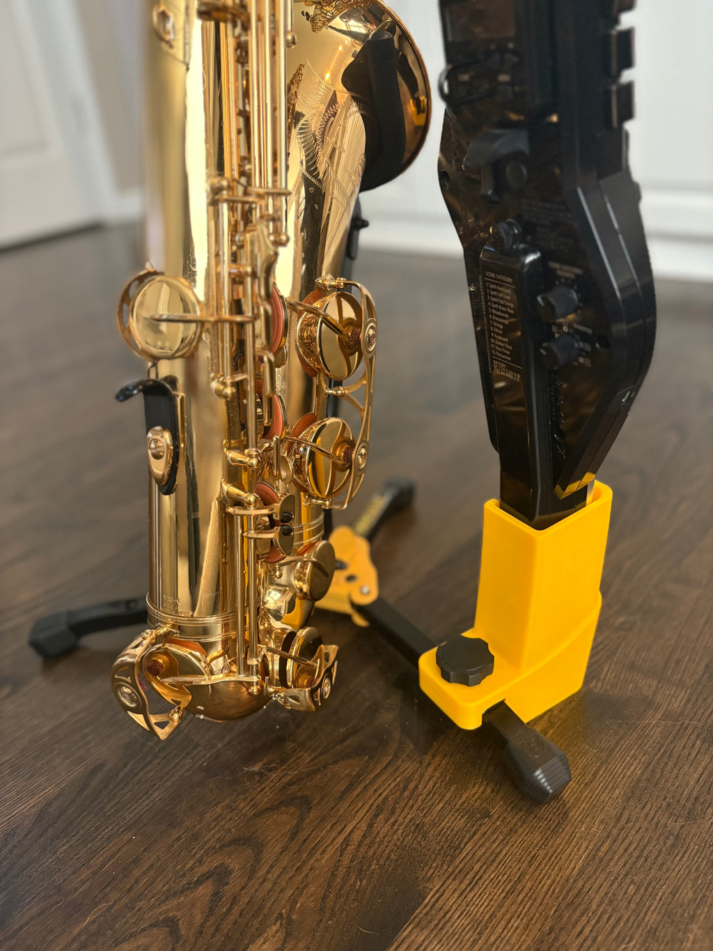 Roland Aerophone Pro (AE-30) - Hercules Stand Adapter